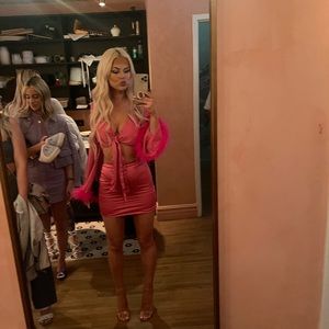 White Fox Pink Feather Set